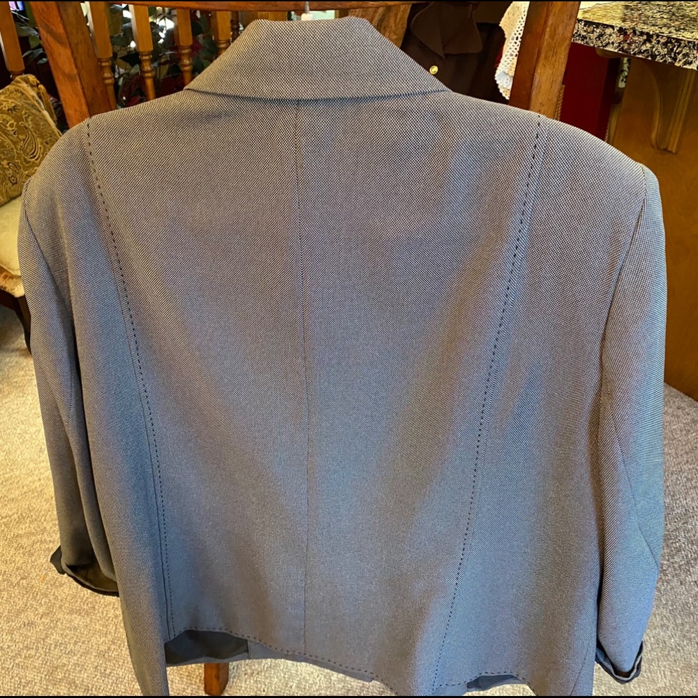 Jacket - Picture 2 of 3